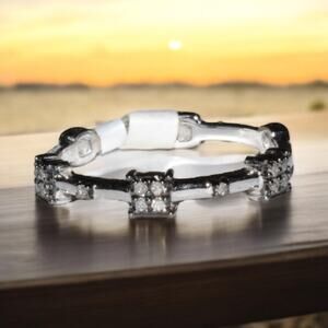 Diamond Station Ring Band 14k White Gold US 6.5 Stackable Black Rhodium Accents